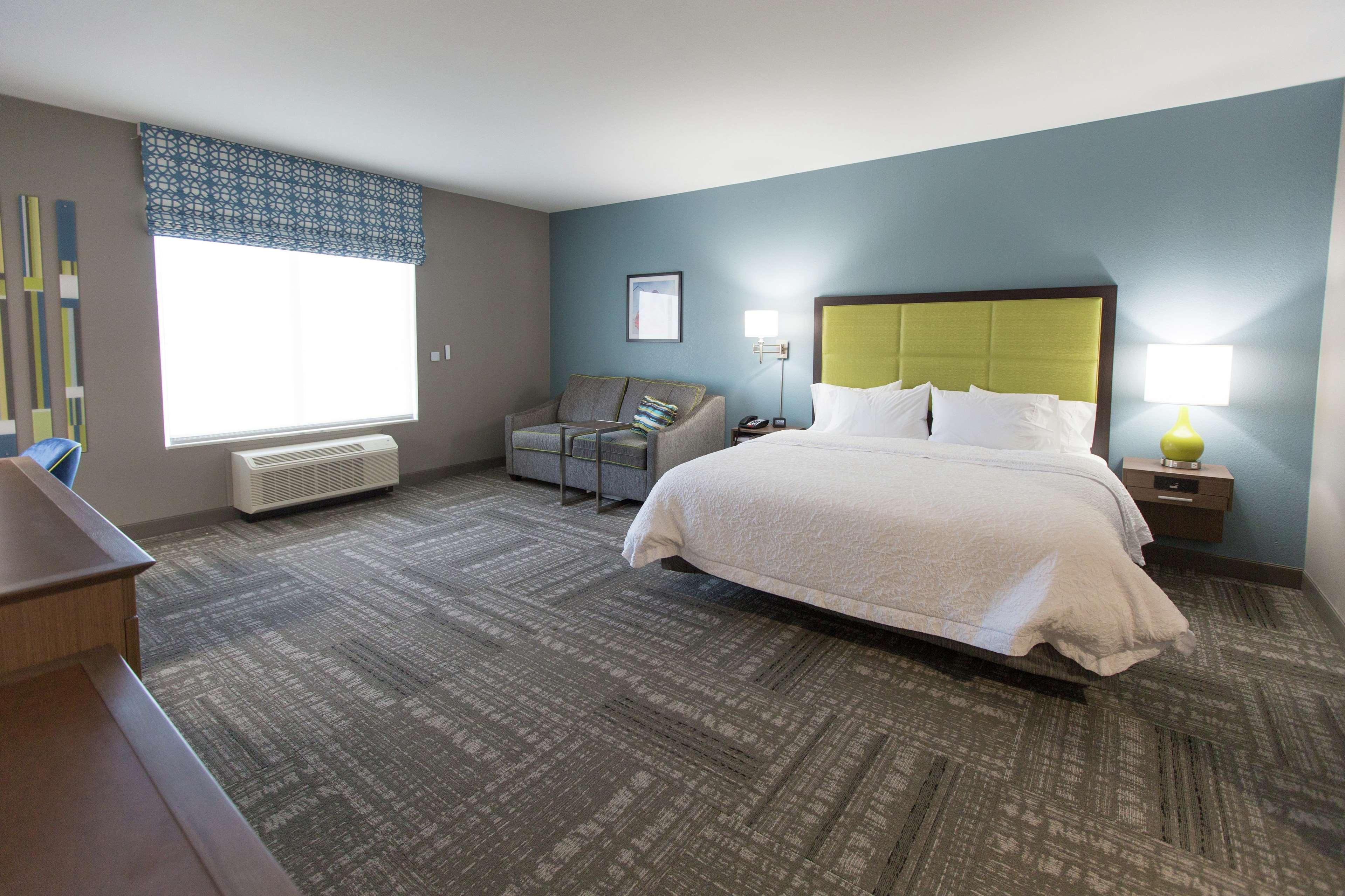 Hampton Inn & Suites Stroud Bagian luar foto