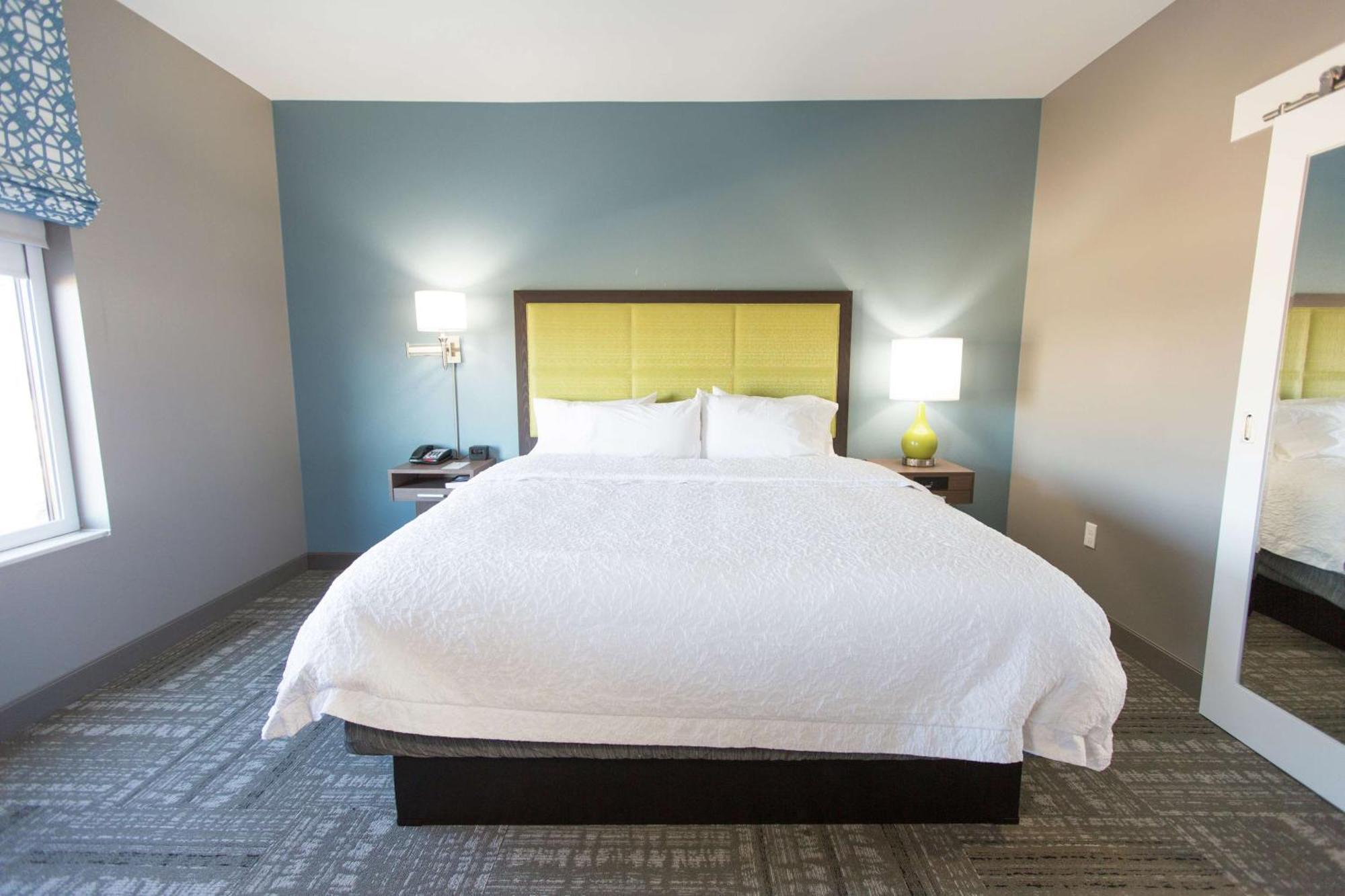 Hampton Inn & Suites Stroud Bagian luar foto