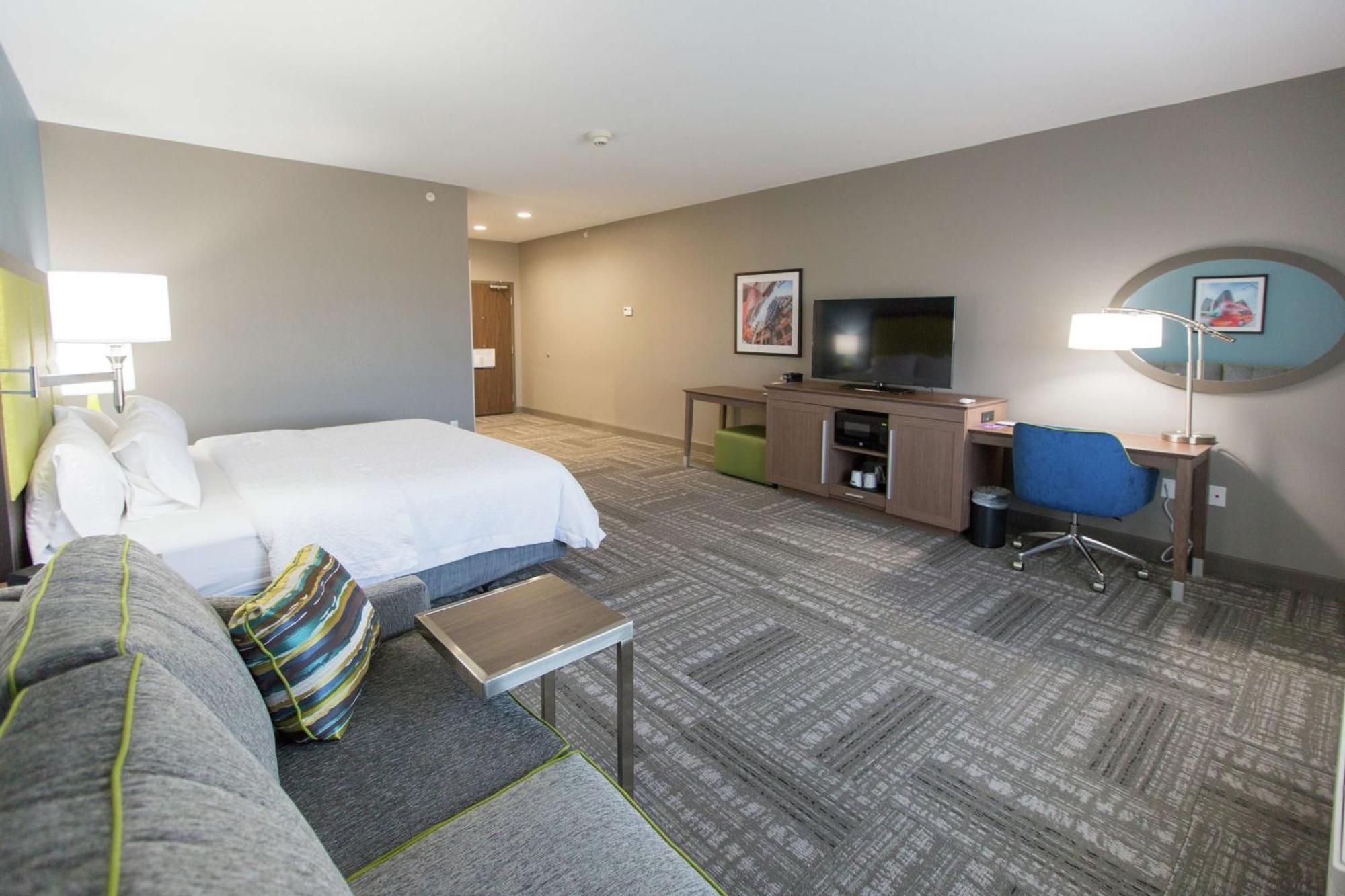 Hampton Inn & Suites Stroud Bagian luar foto